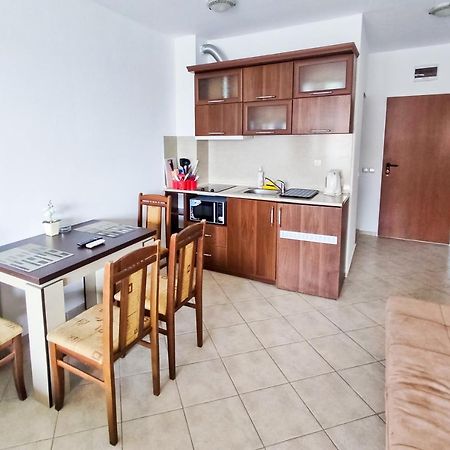 Apartament Studio Comfort Primorsko Mm Complex Extérieur photo