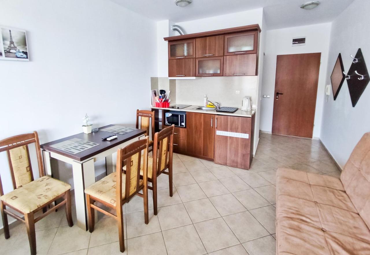 Apartament Studio Comfort Primorsko Mm Complex Extérieur photo